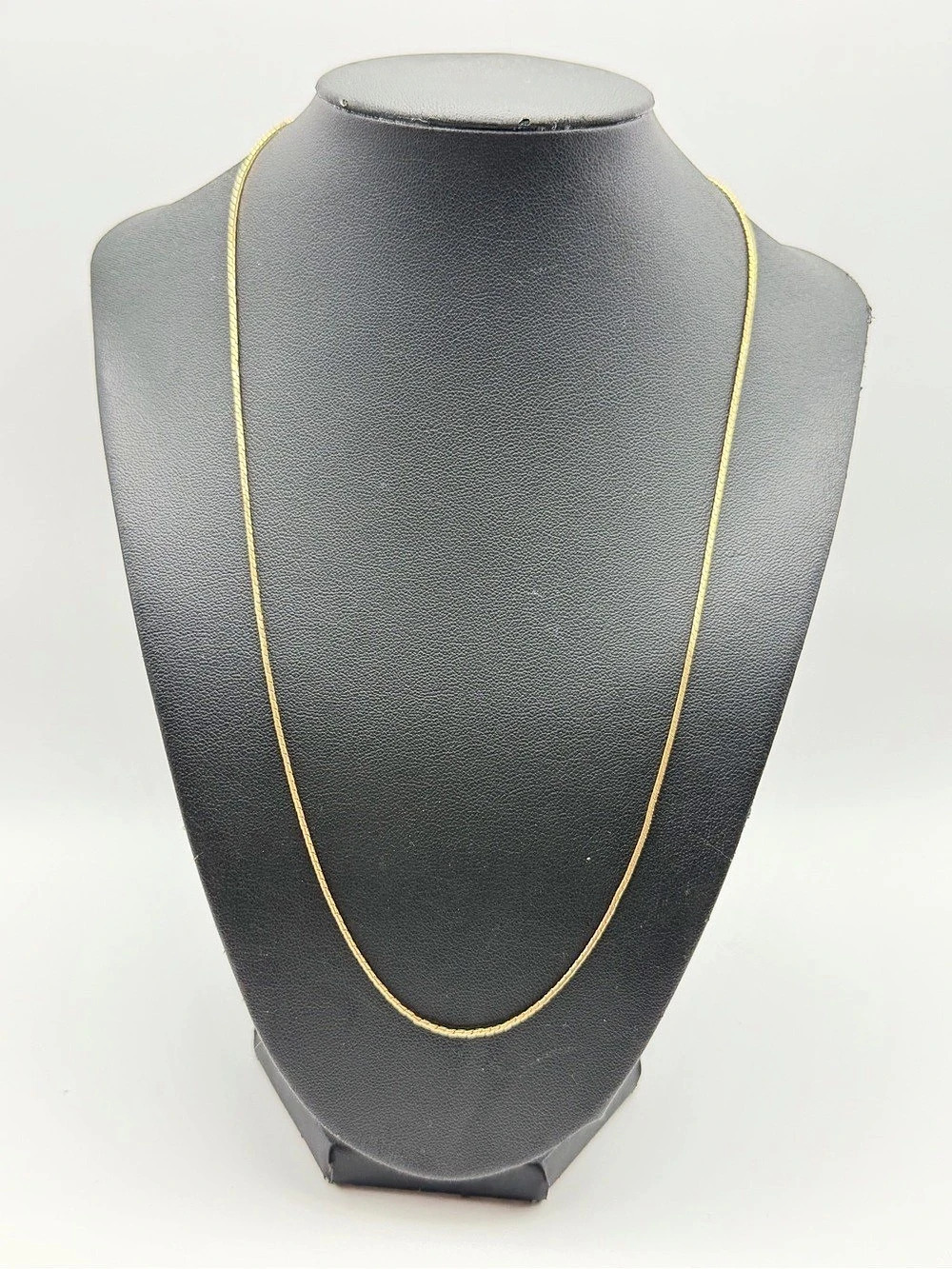 14k Italy yellow gold chain necklace